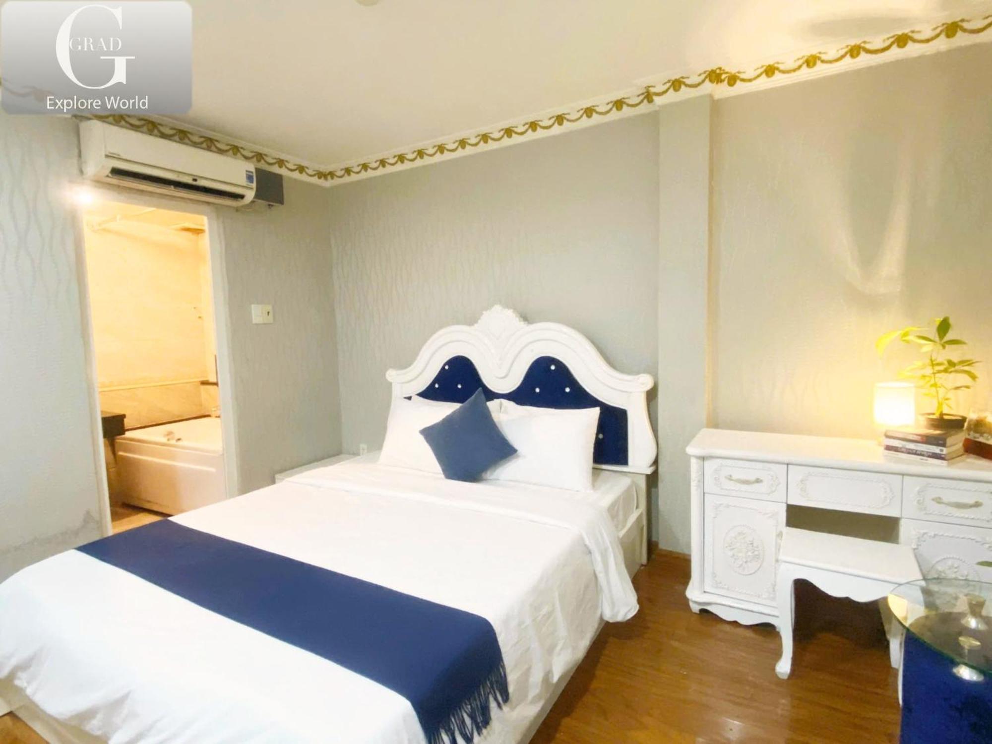 Khách sạn Grad Crowne - Bui Vien TP. Hồ Chí Minh