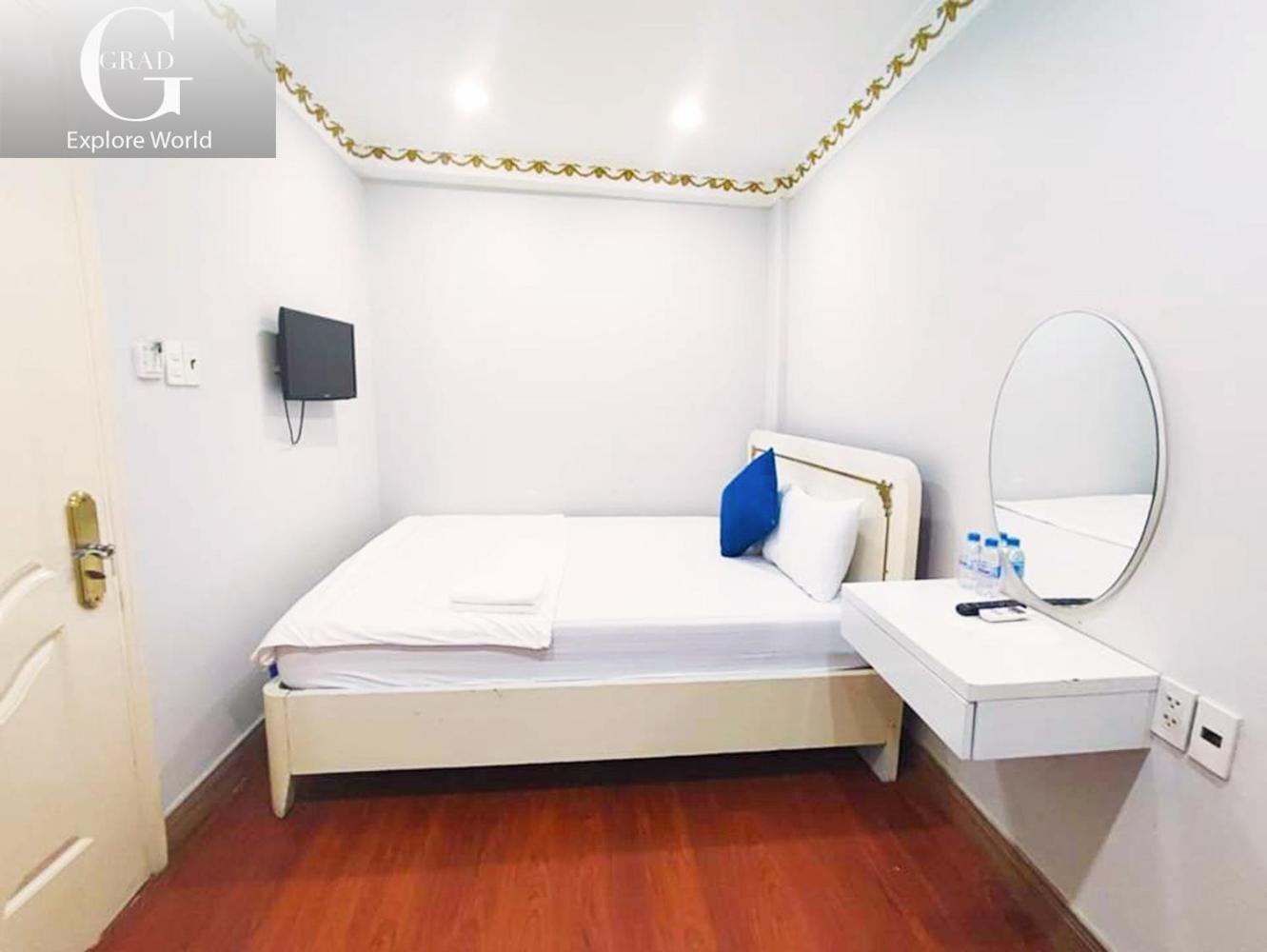 Grad Crowne - Bui Vien Hotel 3*